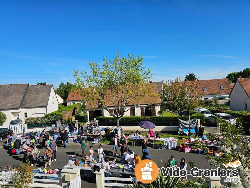 2e édition du vide-greniers des jardins de la Douzillère