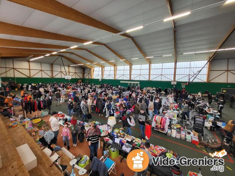 3ème édition du vide grenier de Soulaire et Bourg