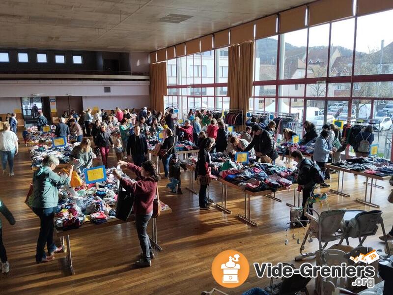 Bourse vêtements enfants (0-14 ans) et matériel puériculture