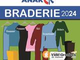 Braderie de vêtements