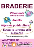 Photo Braderie Vêtements Jouets Objets de Puériculture à Ville-d'Avray