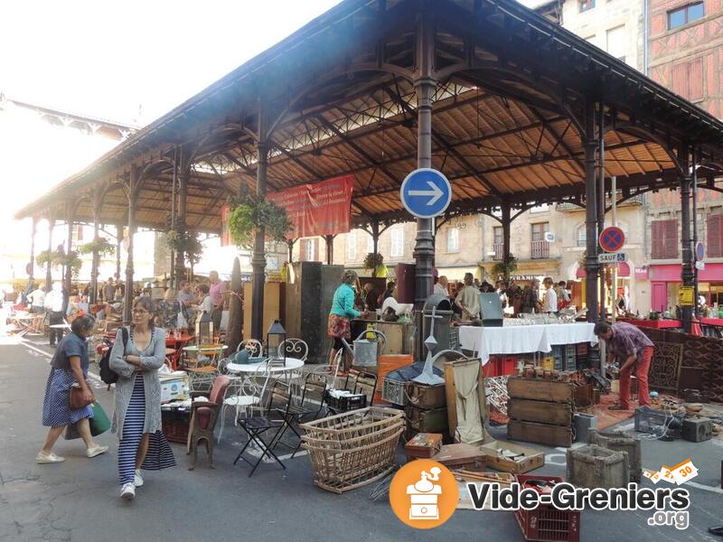 Brocante de Noel halle de figeac