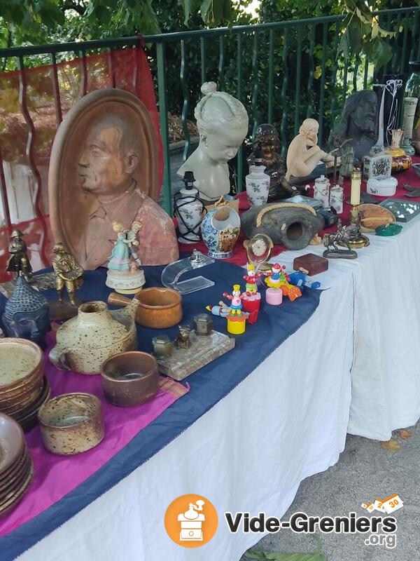 Brocante de Tourtour