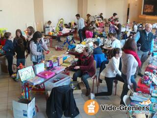 Photo de l'événement Foire aux jouets, vêtements enfants et puériculture