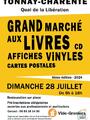 Photo grand marché aux livres, CD, affiches, vinyles, cartes posta à Tonnay-Charente