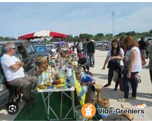 Photo de l'événement GRAND VIDE GRENIER du motoball de Monteux