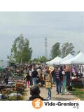 grand vide grenier des Floralies du lac