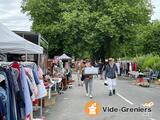 Grand vide-greniers de Saint Ouen des Toits