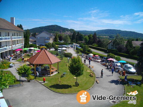 Vide Grenier à Orgelet (39 - Jura)