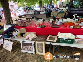 Photo de l'événement Vide grenier brocante et braderie monstre