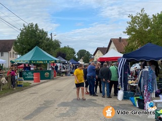 Photo de l'événement Vide Grenier de Courtetain et Salans