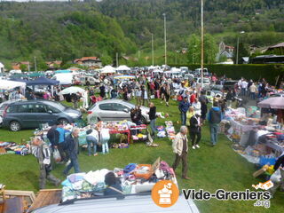 Photo de l'événement Vide grenier du 1er Mai PASSY CHEDDE