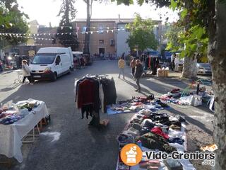 Photo de l'événement Vide-grenier de l'association LES MAINS AGILES DE MALIJAI