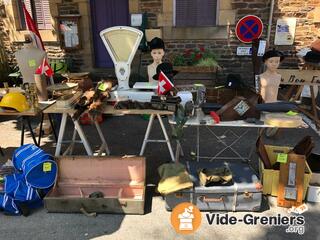 Photo de l'événement Vide grenier de la Société Suisse de Bienfaisance