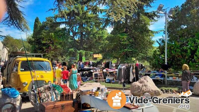 Vide grenier MINOTAURE