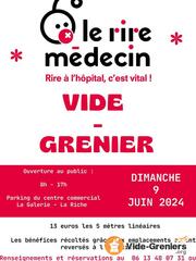 Vide grenier organisé par l'association Le Rire Médecin