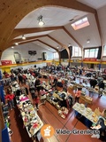 Photo vide grenier organisé par la MJC de Jonzieux à Jonzieux