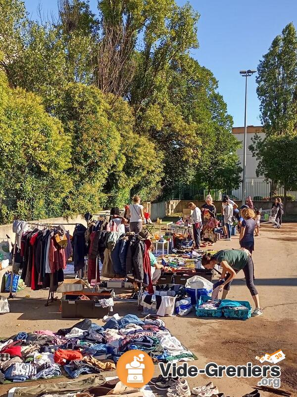 Vide-greniers Comité de quartier Saint-Clément