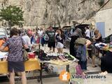 Photo Vide-greniers du bois sacré à Marseille