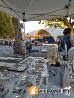 Photo de l'événement Vide-greniers du marché