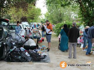 Photo de l'événement Vide greniers à la Ferme des Pibouls au profit du Téléthon