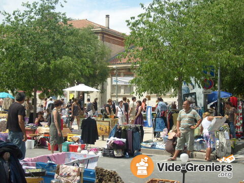 Vide Greniers De Puyricard 16h A 20h30 A Aix En Provence Paca Bouches Du Rhone