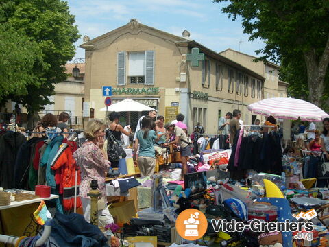 Vide Greniers De Puyricard En Semi Nocturne De 16h A 20h30 A Aix En Provence Paca Bouches Du Rhone