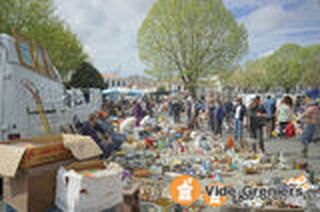 Photo de l'événement Vrai vide grenier pas de vetements